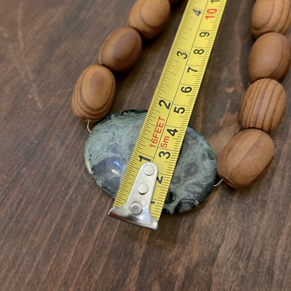 Handmade wood circular 24 inches of beads with crocodile jasper stone in middle - Picture 6 of 8